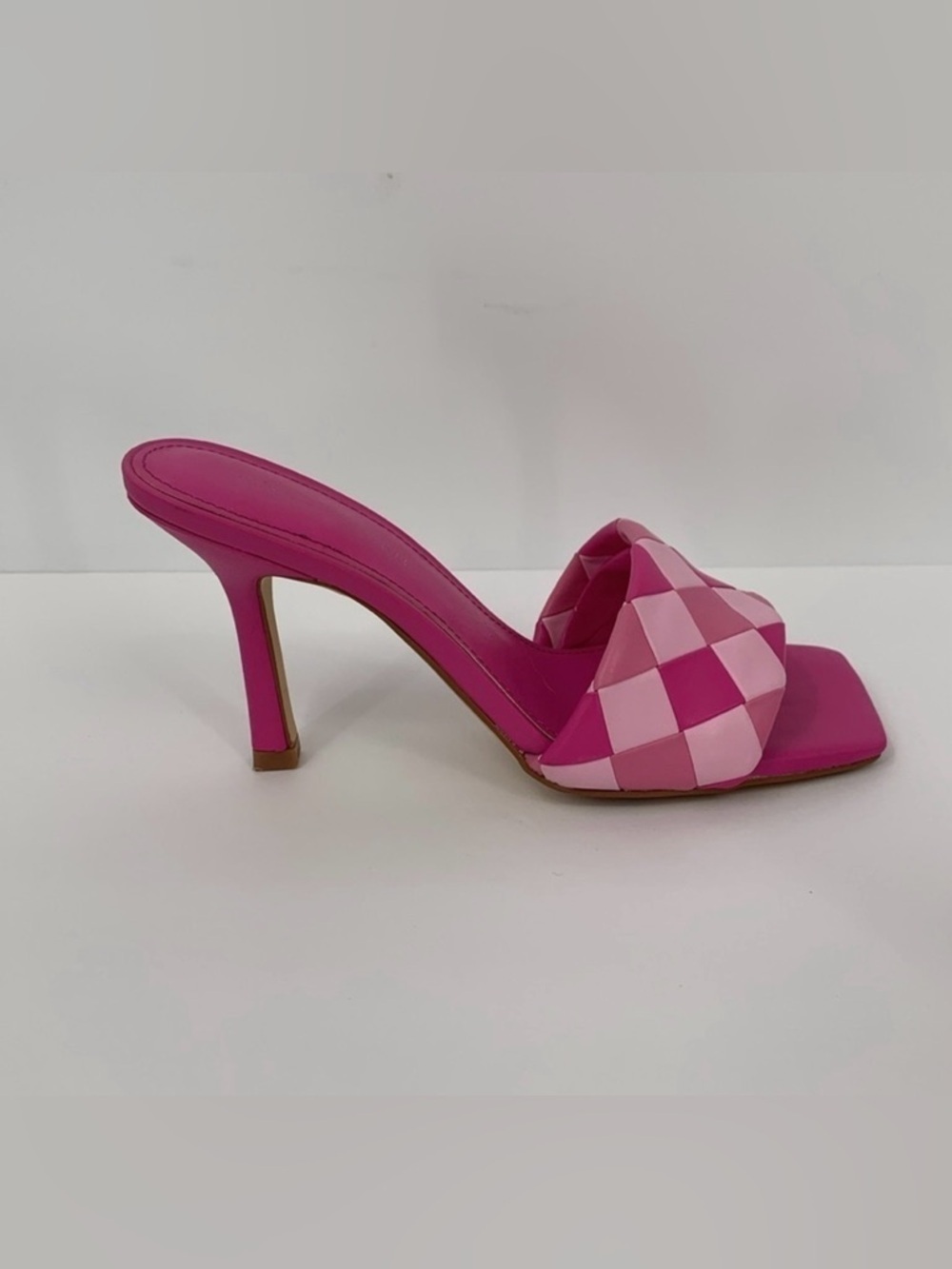 Marc Fisher Darasa slide sandal heel shoe woven pink square toe vegan mule 6